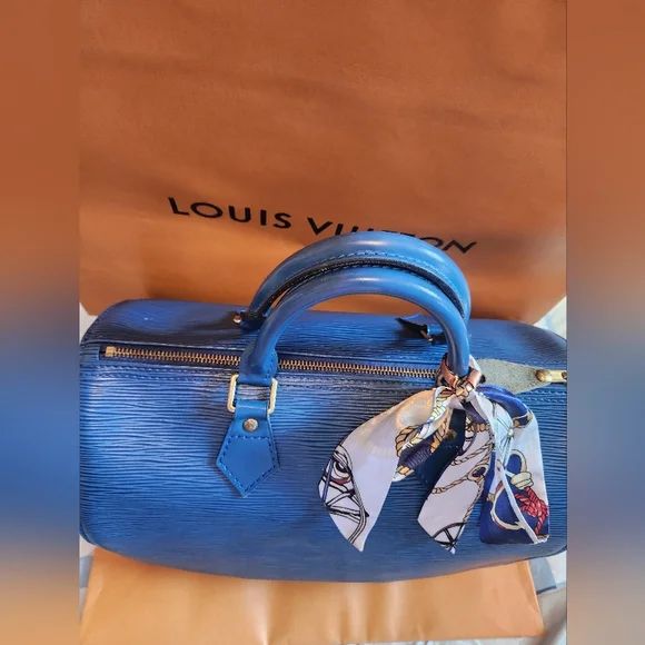 Authentic Louis Vuitton Speedy 30 VI1914 - Picture 9 of 17